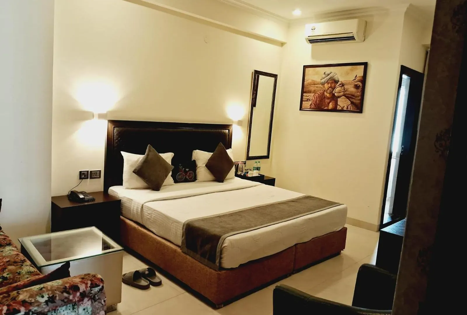 Anand Bhawan Hotel Új-Delhi 3*,  India